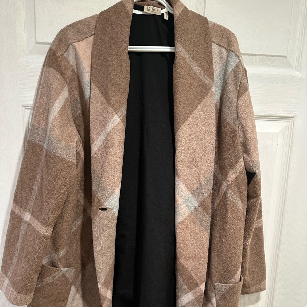 LOGO by Lori Goldstein Tan and Gray Accessories with Timeless Style - Picture 1 of 6